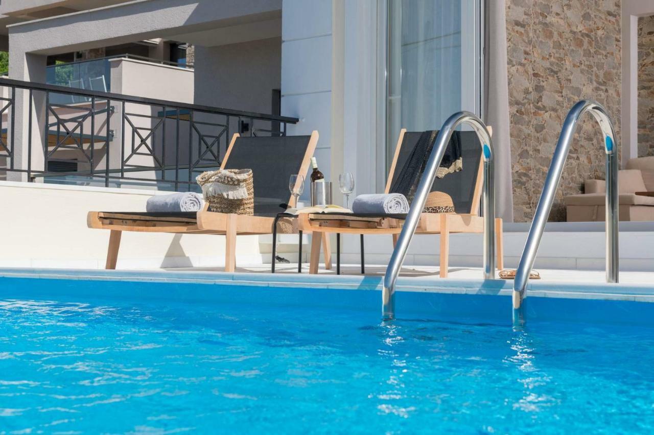 Arsenoi'S Pool Villa Скала-Потамиас Экстерьер фото