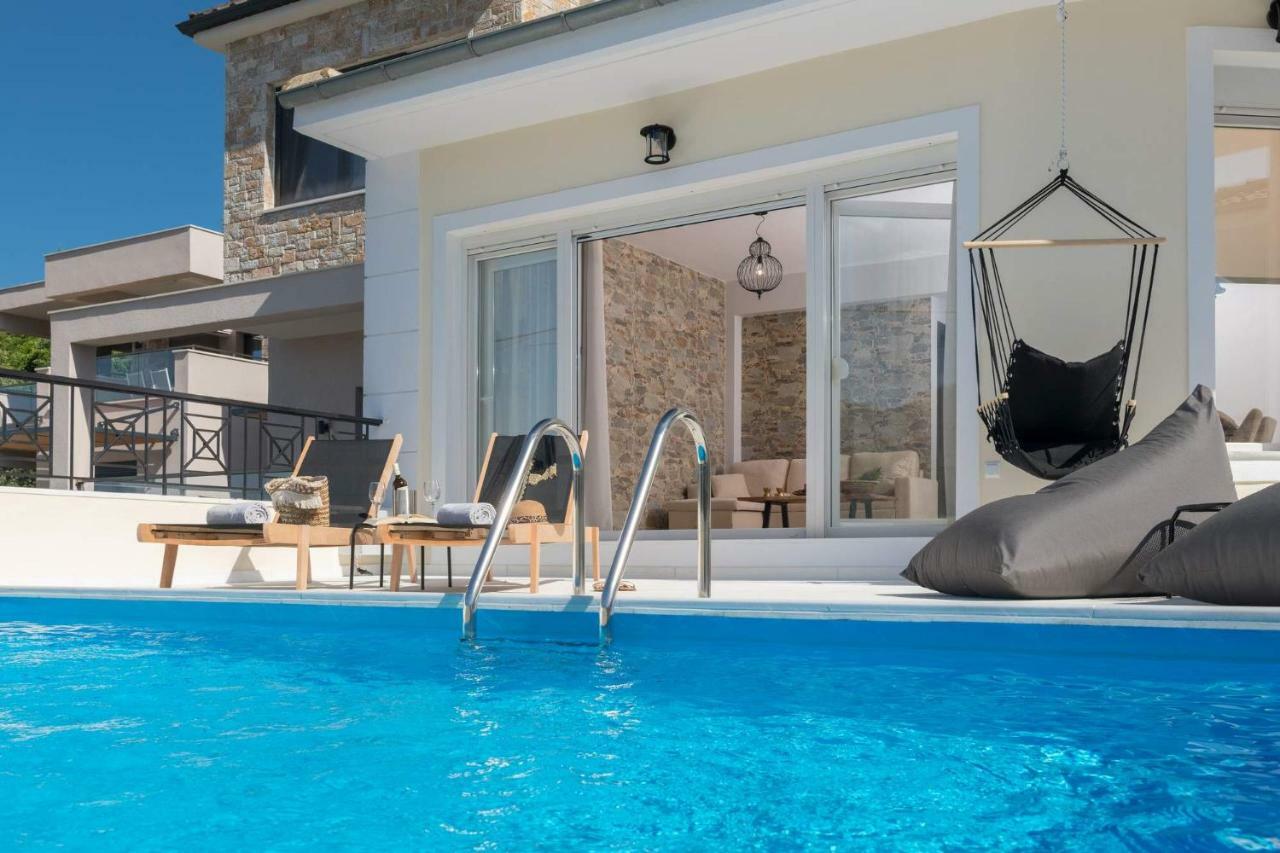 Arsenoi'S Pool Villa Скала-Потамиас Экстерьер фото